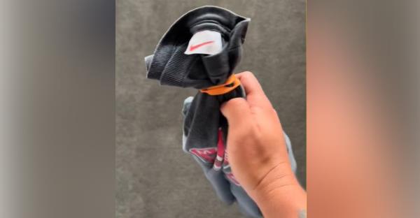 A rubber band is key to the fix.
