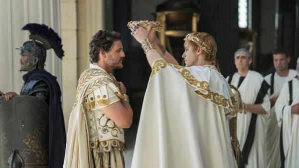 Pedro Pascal and Joseph Quinn in a scene from 