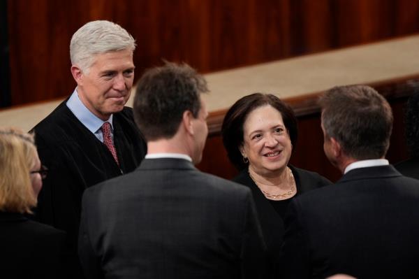 Neil Gorsuch, Elena Kagan