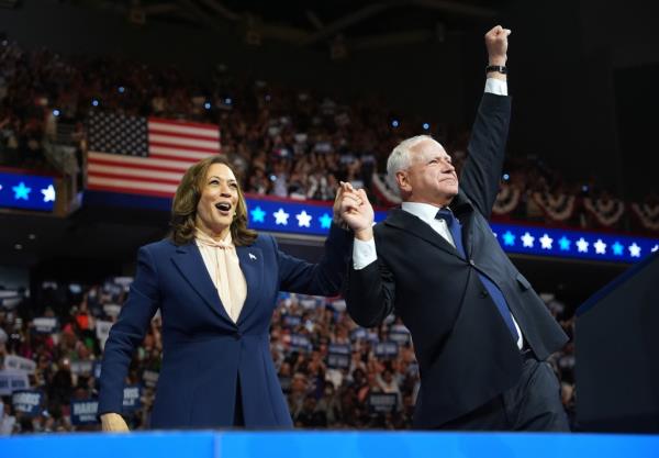 Kamala Harris, Tim Walz