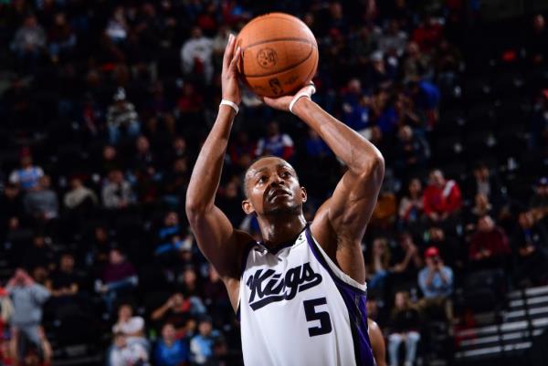 De'Aaron Fox and the Kings are the first test for the Nets on their four-game West Coast Trip.