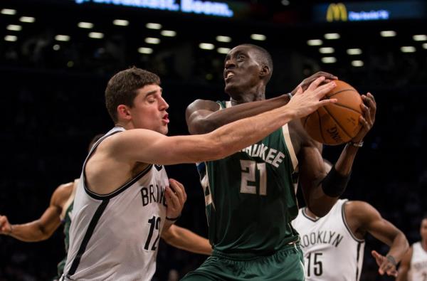 Tony Snell