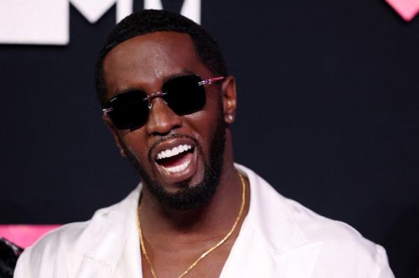 Sean 'Diddy' Combs wearing sunglasses and a white shirt at the 2023 MTV Video Music Awards