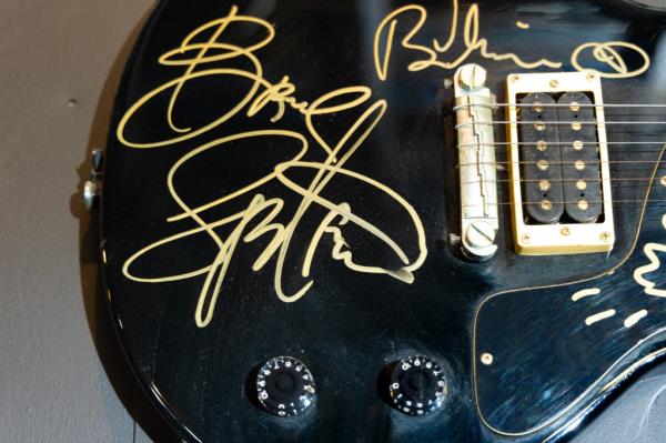 bruce springsteen signed guitar at the stone pony