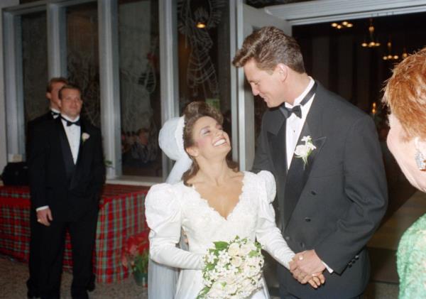 Mary Lou Retton at her wedding to Shannon Kelley in 1990.