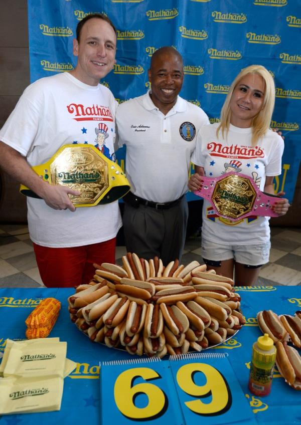 Mayor Eric Adams called on the warring wiener parties to resolve their issues before the competition. 