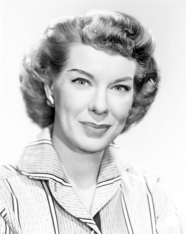 According to the outlet, the last surviving member of the hit television show had been in hospice care at the time of her death and was unable to walk. 