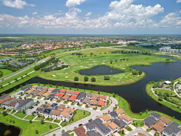 Rising insurance costs, high mortgage rates, and storm risks have cooled what was o<em></em>nce one of the hottest real estate markets in the country.