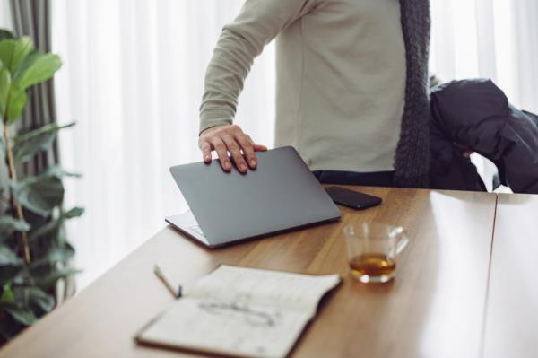 The average amount of time taken off for sick leave has also increased by 15% since 2019, reaching an average of 15.5 hours per year.