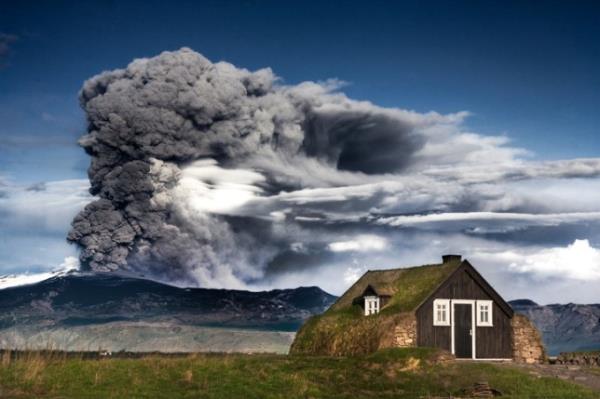 The 2010 eruption of Eyjafjallaj?kull caused chaos across Europe