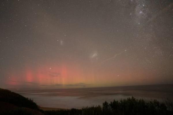 Aurora lights pictured a<em></em>bout 8pm on Tuesday at Kilcunda, near Phillip Island.