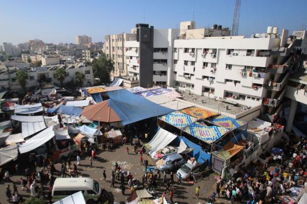 The al-Shifa Hospital compound in Gaza City on Nov. 7, 2023 amid the war between Israel and Hamas.