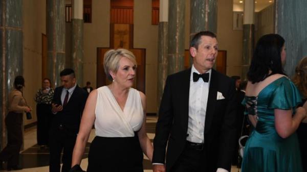 Tanya Plibersek MP looks elegant in a black and white dress alo<em></em>ngside husband Michael Coutts-Trotter. NewsWire/Martin Ollman