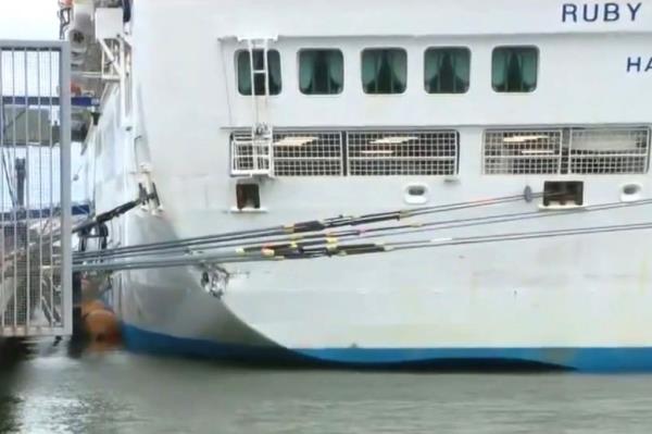 The Ruby Princess with sustained damage.