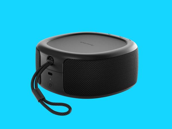 Malibu Midnight black speaker