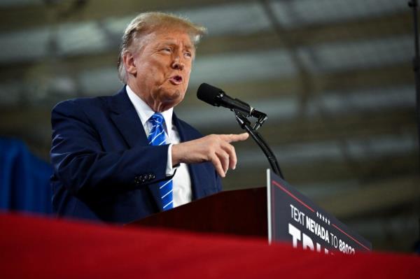 Republican presidential candidate and former U.S. President Do<em></em>nald Trump speaks during a campaign event at Big League Dreams Las Vegas on January 27, 2024 in Las Vegas, Nevada.