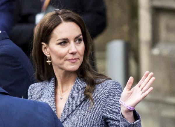 Kate mid