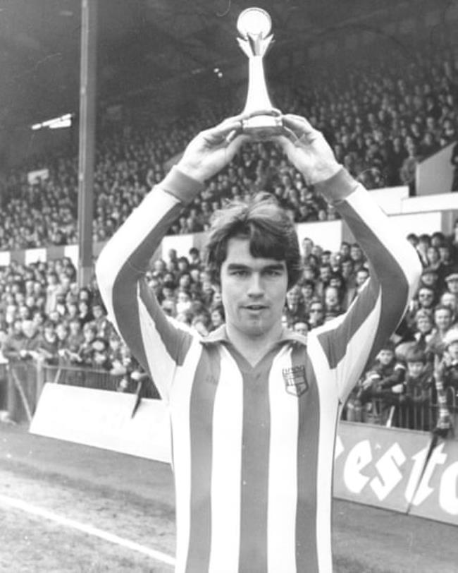 Brentford’s Jim McNichol lifts a trophy in 1979
