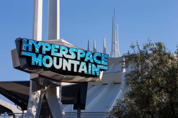 Image for article titled Star Tours' New Adventures Could Add Ahsoka and Mandalorian Destinations Next Year