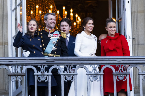 King Frederik X and Queen Mary,  with their children Princess Isabella, Crown Prince Christian and Princess Josephine.